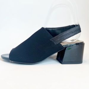 Anne Klein Samantha Women Peep Toe Block Heeled Sandal, 6M